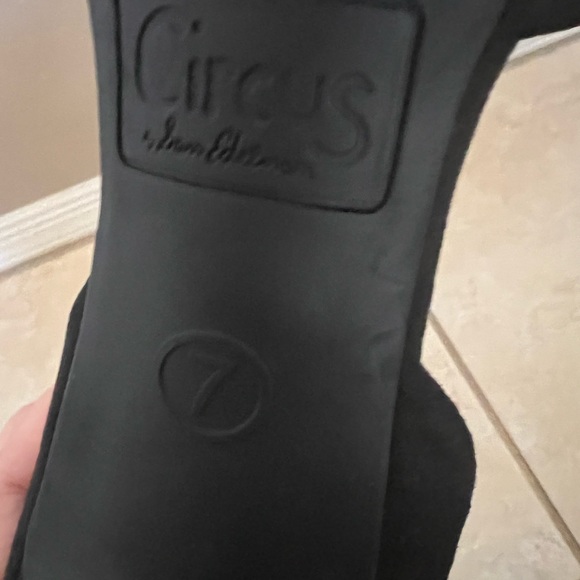 Circus by Sam Edelman Black Pointed Toe Heels - Picture 10 of 12